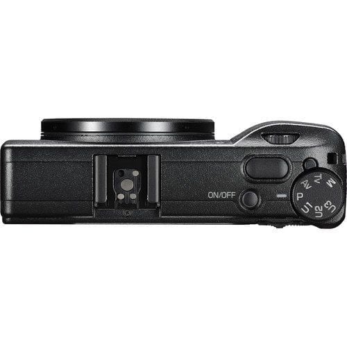 Ricoh GR III Dijital Fotoğraf Makinesi