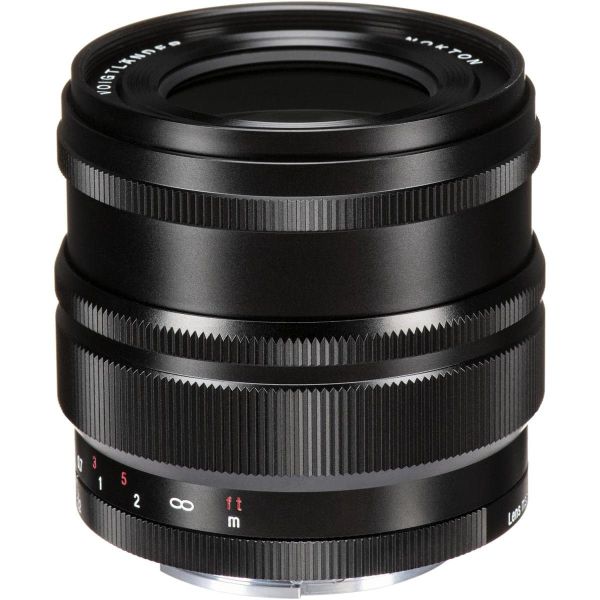 Voigtlander Nokton 35mm f/1.2 Aspherical SE Lens (Sony E)