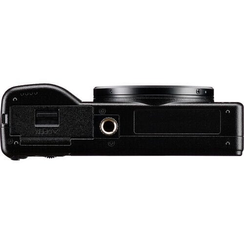 Ricoh GR IV Dijital Fotoğraf Makinesi