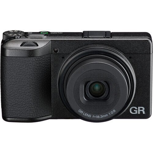 Ricoh GR IV Dijital Fotoğraf Makinesi