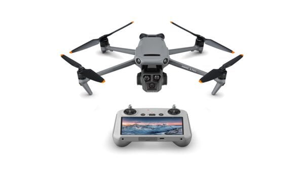 DJI Mavic 3 Pro ve DJI RC