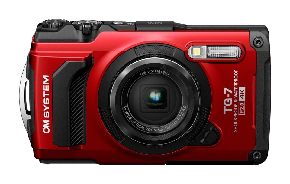 Olympus Tough TG-7 Fotoğraf Makinesi (Kırmızı)