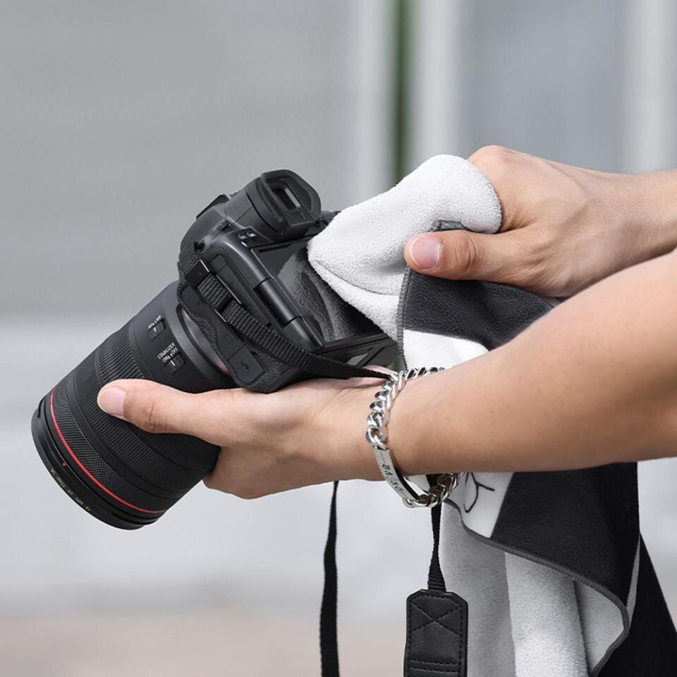 Ulanzi C066 Siyah & Beyaz Koruyucu Kumaş 50cm