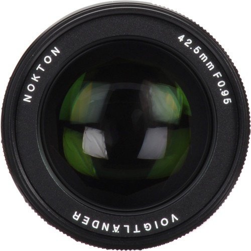 Voigtlander Nokton 42.5mm f / 0.95 Lens (MFT)