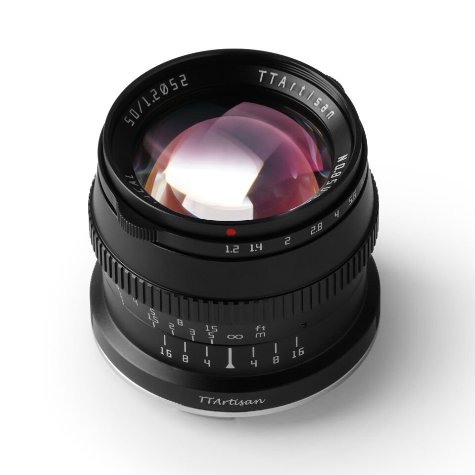 TTArtisan APS-C 50mm F1.2 Lens (Canon RF, Siyah)