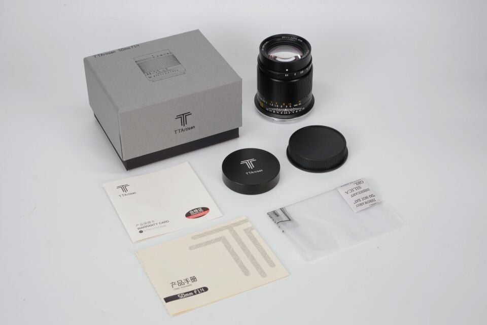TTArtisan 50mm F1.4 Multi Mount Lens (Canon RF, Siyah)