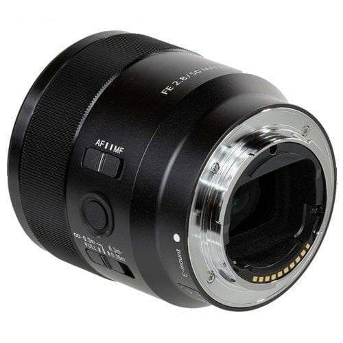 Sony FE 50mm f/2.8 Macro Lens (SEL50M28)