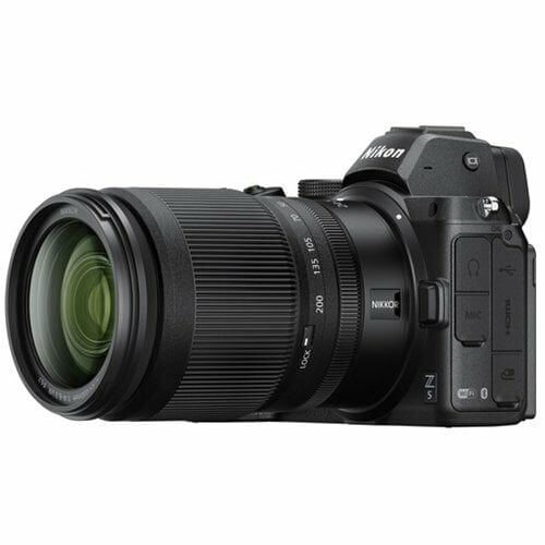 Nikon Z5 + 24-200mm Lens Kit