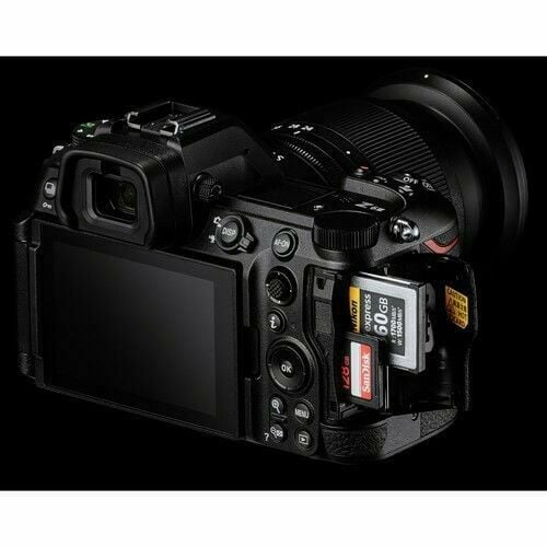 Nikon Z6 III 24-200 f/4-6.3 Kit