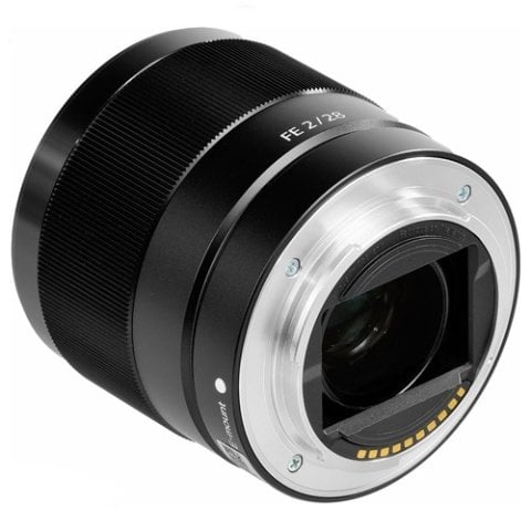 Sony FE 28mm F/2 Lens (SEL28F20)