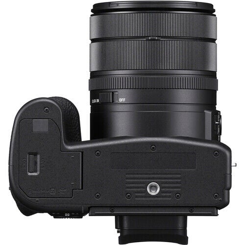 Sony RX10 V Kompakt Fotoğraf Makinesi