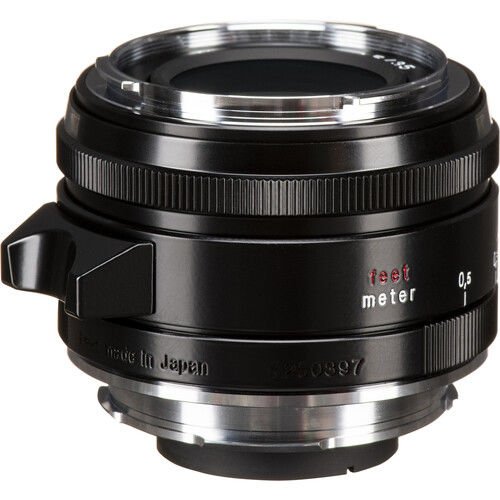 Voigtlander Nokton Vintage Line 35mm f/1.5 Aspherical Type II VM Lens (Leica M)