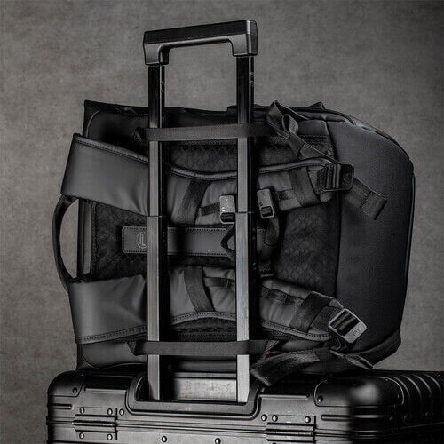 PGYTECH OneGo Air Backpack 20L (Obsidian Black）