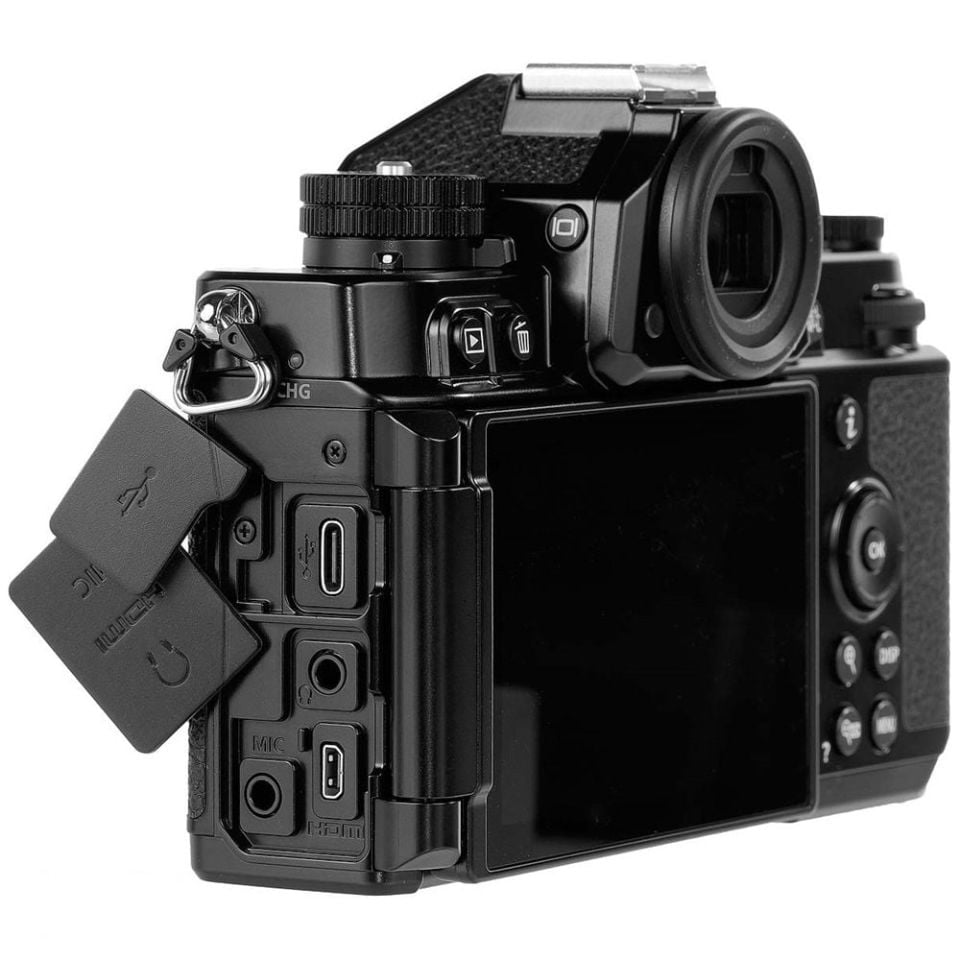 Nikon Zf Body Aynasız Fotoğraf Makinesi ( 10.500 ₺ Geri Ödeme )
