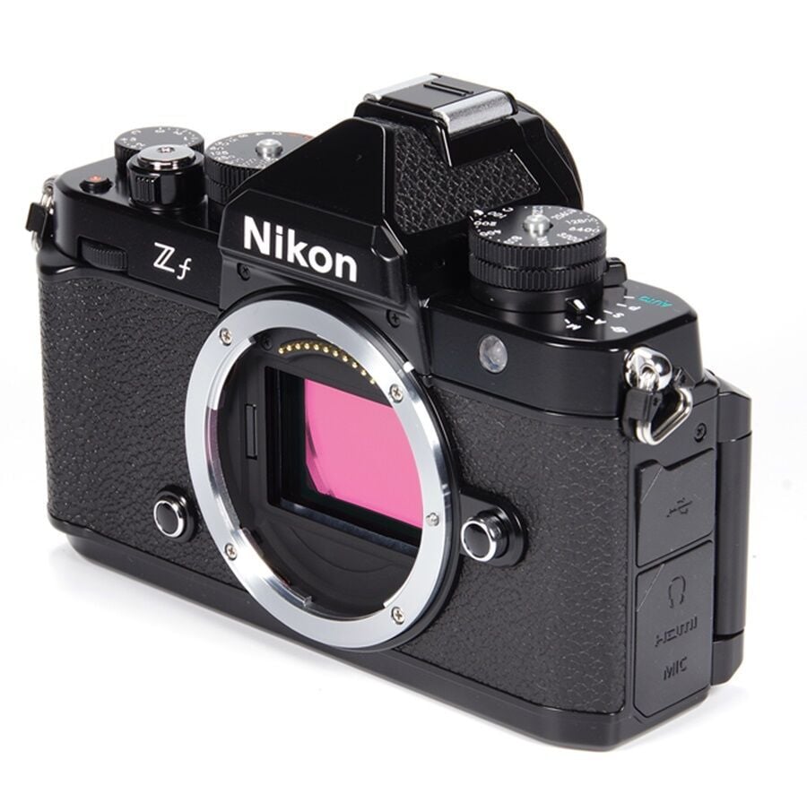 Nikon Zf Body Aynasız Fotoğraf Makinesi (8.250 ₺ Geri Ödeme)