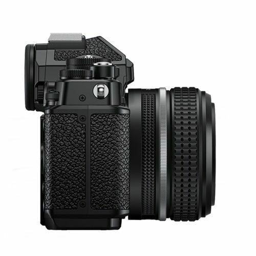 Nikon Zf 40mm f/2 SE Lensli Aynasız Fotoğraf Makinesi ( 11.700 ₺ Geri Ödeme )