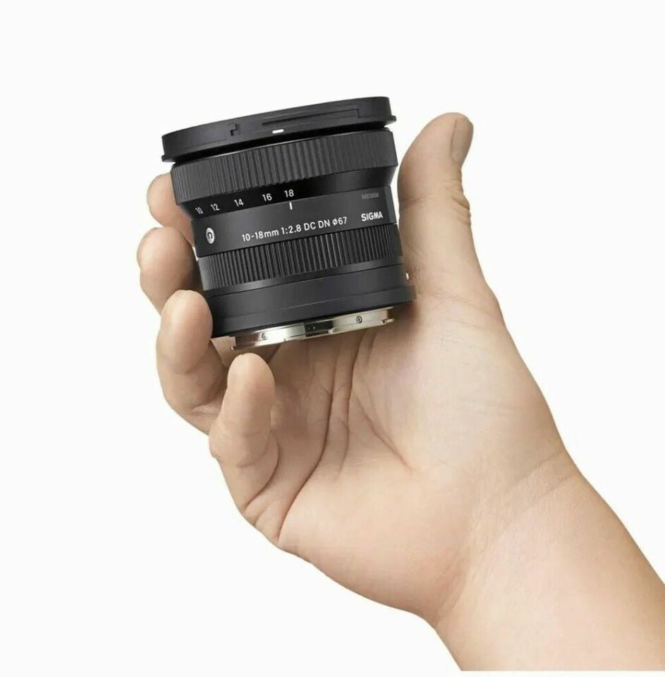 Sigma 10-18mm f/2.8 DC DN Contemporary Lens (Fujifilm X)