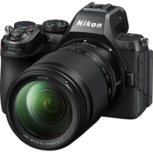 Nikon Z5 II 24-200mm f/4-6.3 Lensli Fotoğraf Makinesi (16.500 ₺ Geri Ödeme)