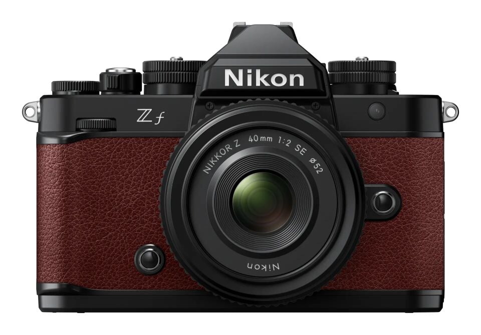 Nikon Zf 40mm f/2 SE Lensli Aynasız Fotoğraf Makinesi (Bordo )