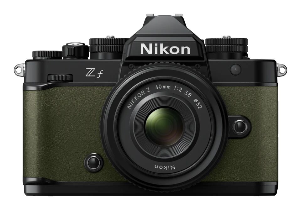 Nikon Zf 40mm f/2 SE Lensli Aynasız Fotoğraf Makinesi ( Yosun Yeşili )
