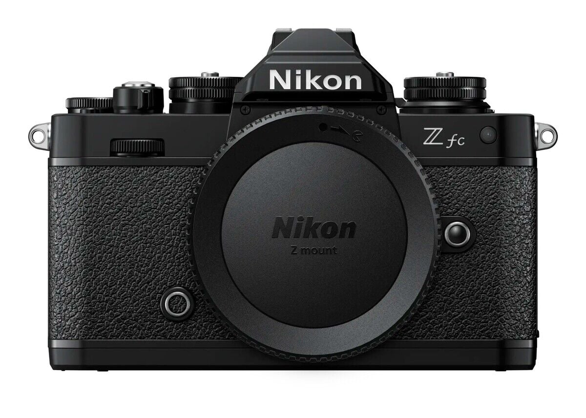 Nikon Z fc Body Aynasız Fotoğraf Makinesi (Siyah) (5.500 ₺ Geri Ödeme)