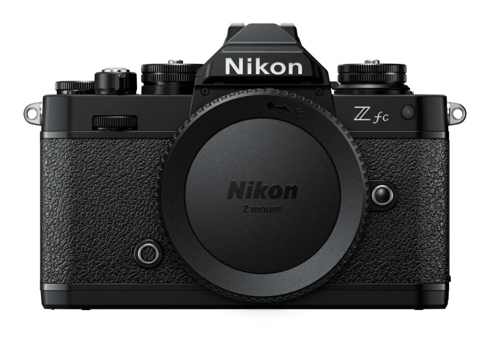 Nikon Z fc Body Aynasız Fotoğraf Makinesi (Siyah) (5.500 ₺ Geri Ödeme)