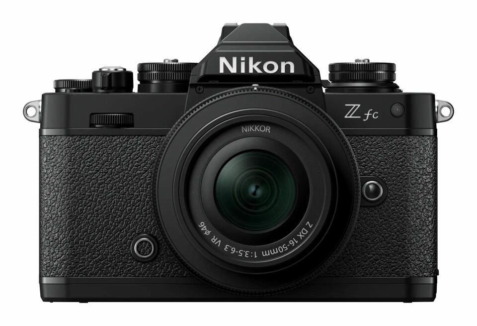 Nikon Z fc 16-50mm Lensli Kit (Siyah) (5.500 ₺ Geri Ödeme)