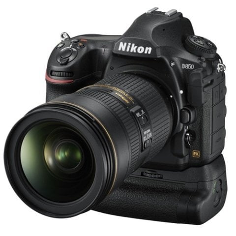 Nikon MB-D18 Battery Grip