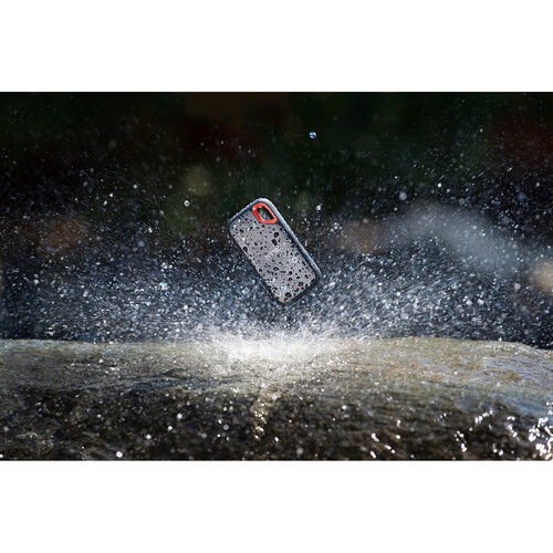 SanDisk 4TB V2 Extreme Portable SSD Disk (SDSSDE61-4T00-G25M)