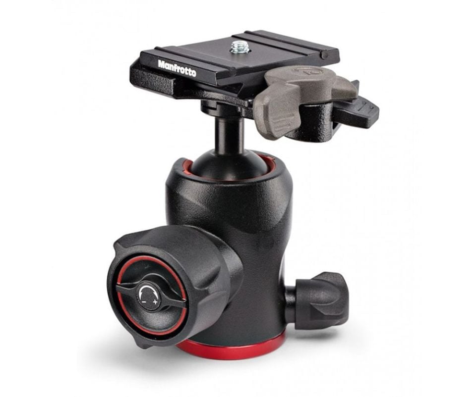 Manfrotto 494 Aluminum Center Ball Head with 200PL-PRO Quick Release Plate
