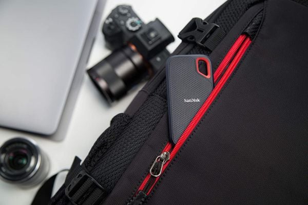 SanDisk 2TB V2 Extreme Portable SSD Disk ( SDSSDE61-2T00-G25)
