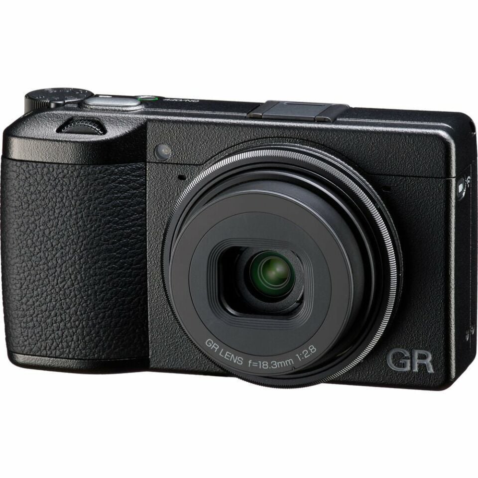 Ricoh GR III HDF Dijital Fotoğraf Makinesi