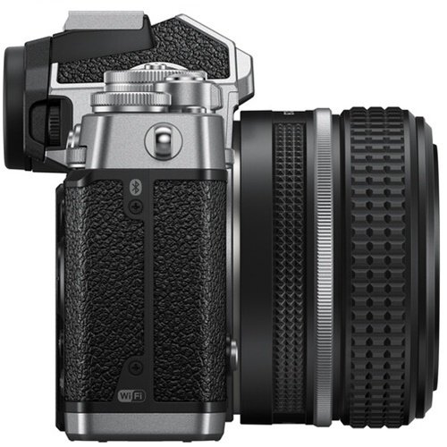 Nikon Z fc 28mm F/2.8 Lens Kit